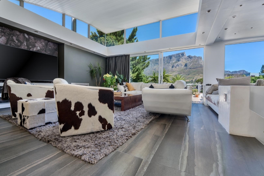 4 Bedroom Property for Sale in Tamboerskloof Western Cape